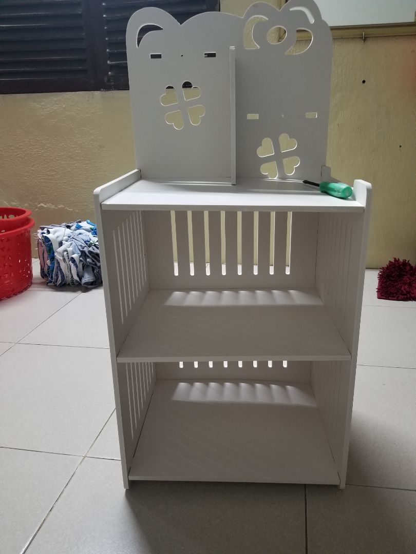 sản phẩm mình đặt bị thiếu hai miếng gỗ nhỏ ở trên. shop gửi nốt để mình đánh giá 5 sao