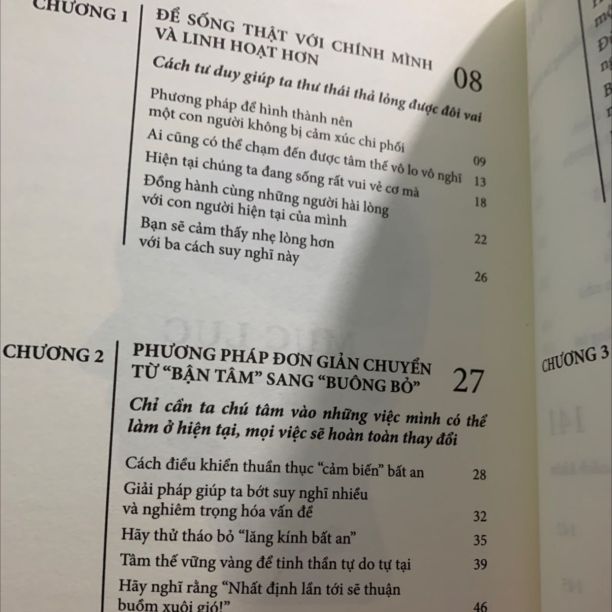 Sách mỏng - nội dung phù hợp với genz nhiều nè. Ai mà hay nhạy cảm với mọi vấn đề mọi ng hay nói về mình cảm thấy cô đơn lạc lõng k gắn kết đc với mọi ng thì nên đọc qua quyển này rất healing nghen 
Trừ 1 sao Tiki giao sách bị lỗi
