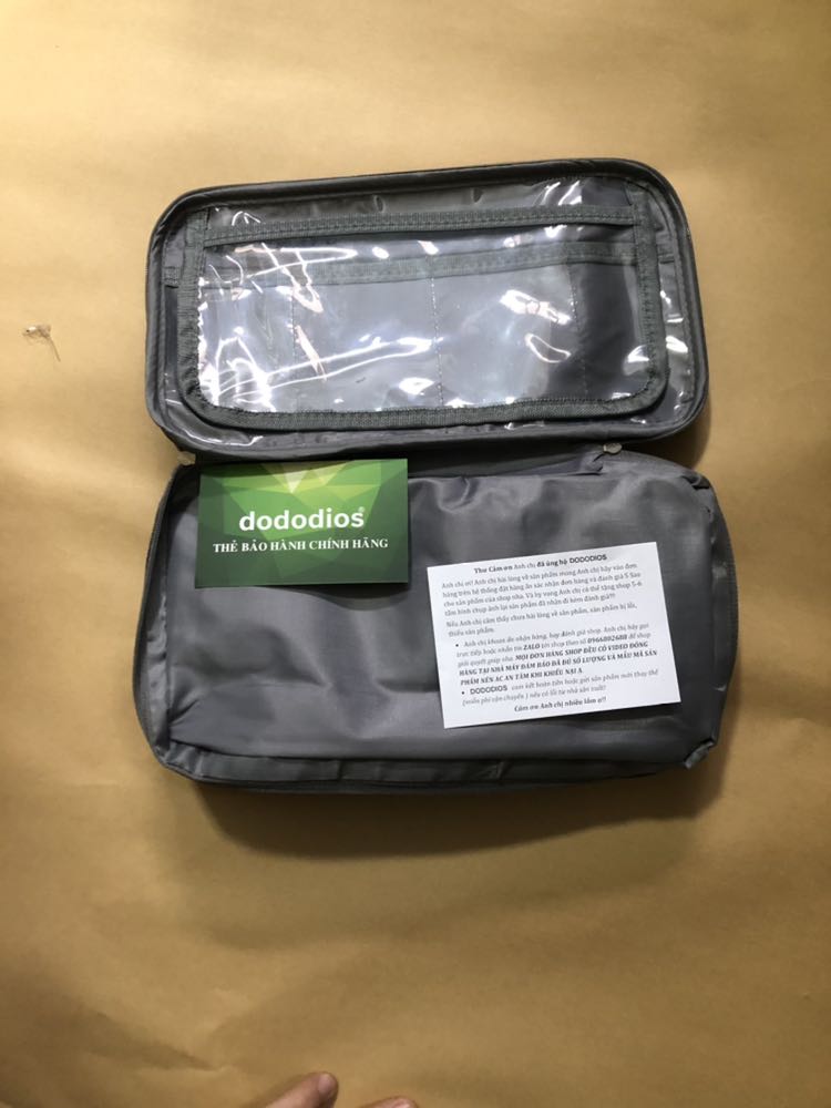 Mình nhận đc hàng r, sp y như quảng luôn ưng hết cả mình 
Mua tặng người mà bà ý để đc gần chục bà khen lấy khen để ngại ghê cơ😅
Tiki giao hàng thì siêu nhanh mới sáng htrc đặt hsau đã nhận đc hàng r. Đã v a ship còn nhiệt tình hỏi thăm cả sức khoẻ nhà mình chứ 🤣
Nhắn tin cho shop để hỏi về sp thì sp tư vấn quá nhiệt tình, nên mua nha cả nhà 🥳