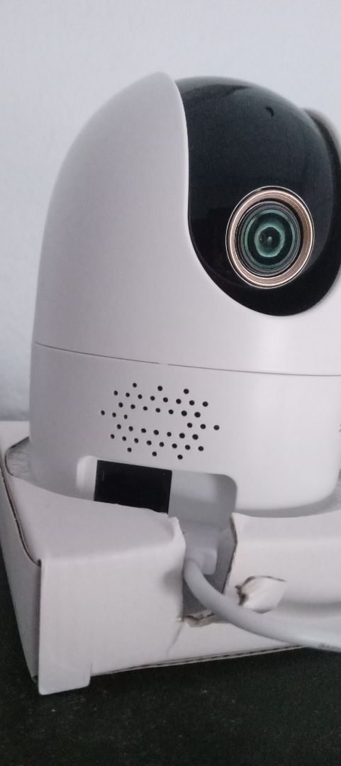 Sản phẩm dùng tốt,nhân viên kĩ thuật hỗ trợ hướng dẫn sử dụng nhiệt tình, nhanh chóng.Phụ kiện đầy đủ nhưng không có thẻ nhớ.Cảm ơn Tiki Vn