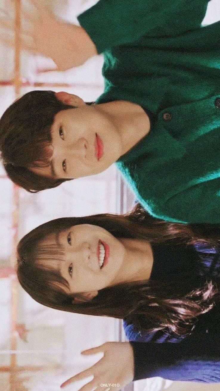 Tốtttttttttttt, giao hàng nhanh, gói cẩn thận, sách k bị nhăn, gấp nếp. ♥️♥️♥️♥️♥️♥️♥️♥️♥️♥️. Mình nhác chụp ảnh nên lấy ảnh minh hoạ