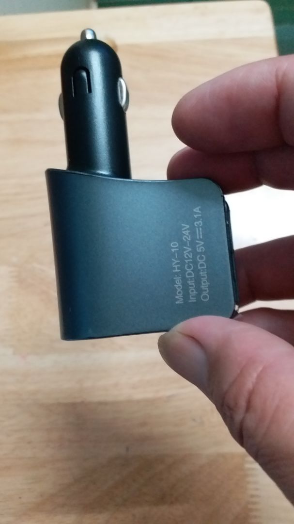 hàng nhận được ko giống như hình ảnh trên trang...nhưng thấy cũng đẹp rất ok...chưa dùng nên ko biết sạc nhanh ko...nói chung ổn so với tầm giá