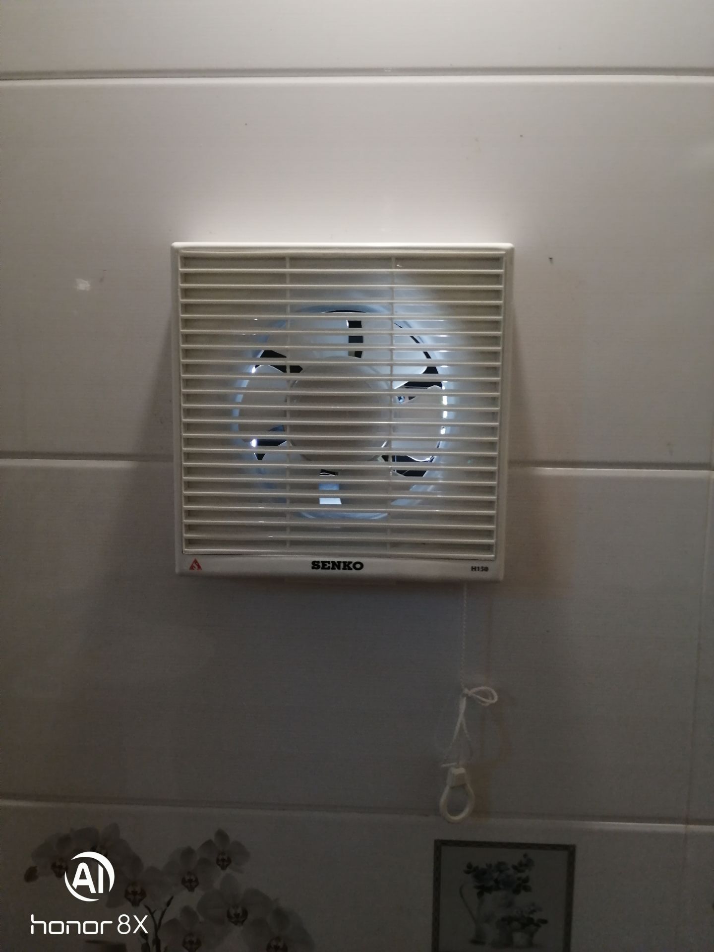 Chất lượng, thông số, kỹ, mỹ thuật đúng như mô tả; giao hàng nhanh; quạt hoạt động tốt! Rất hài lòng!