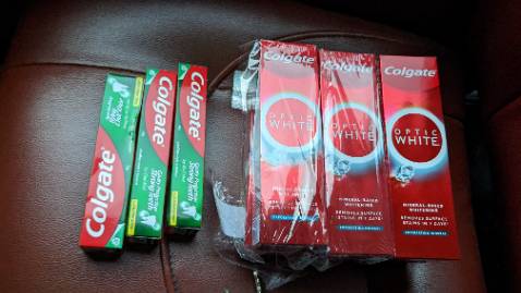 Giao hàng đúng hẹn .sản phẩm đầy đủ đúng với mẫu mã.tốt.