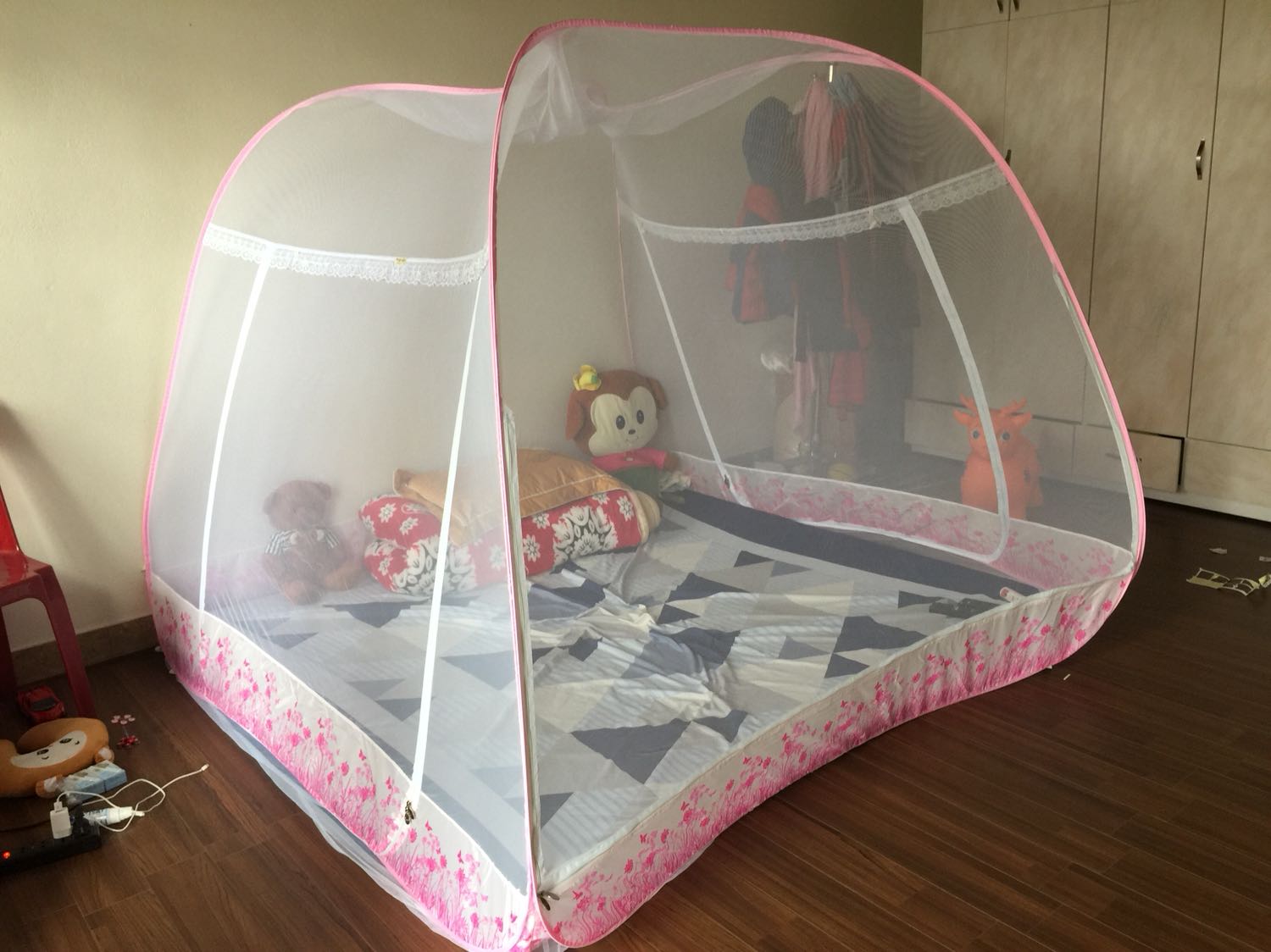 giao hàng sớm hơn lịch, giao hàng nhiệt tình,??, hàng chất lượng tốt, m đã kiểm tra rất ưng và không bị lỗi, lần đầu mua hàng của tiki bình chọn 5 sao luôn, kể cả gọi lên tổng đài nhân viên tư vấn rất nhiệt tình thân thiện, hi vọng tiki sẽ luôn duy trì uy tín và ngày càng tăng thêm niêm tin cho người mua hàng online.