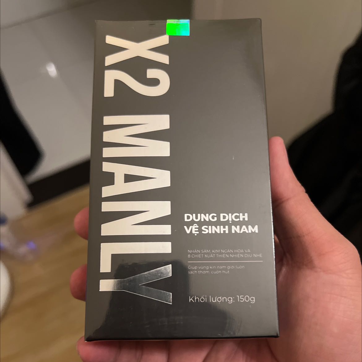 Hương thơm nam tính dễ chịu, xài xong cảm giác mát và thoải mái, mua ngay dịp được km nên cũng tiết kiệm được một chút, sẽ ủng hộ thêm khi xài hết