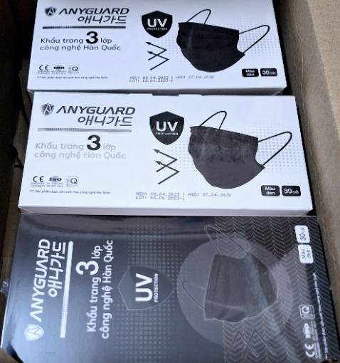 Dùng tốt. Nhưng CÓ ĐẾN 30 BAO NYLON TRONG 1 HỘP. LƯỢNG RÁC THẢI RA MÔI TRƯỜNG SẼ RẤT LỚN. Sao không đóng gói 10 chiếc khẩu trang/ 1 bao nylon để bảo vệ môi trường  ?! Trừ 1 sao vì điều này.