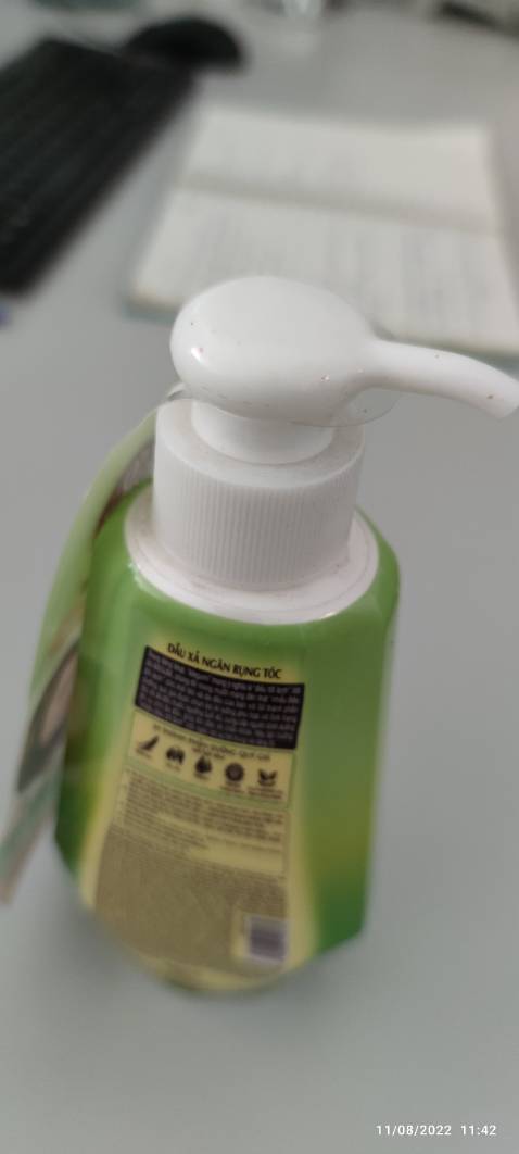 Nói mua 2 tặng 1 lọ dưỡng tóc mà giao hàng k thấy có. Mà sp bụi bẩn quá, cảm giác không xứng với thương hiệu,