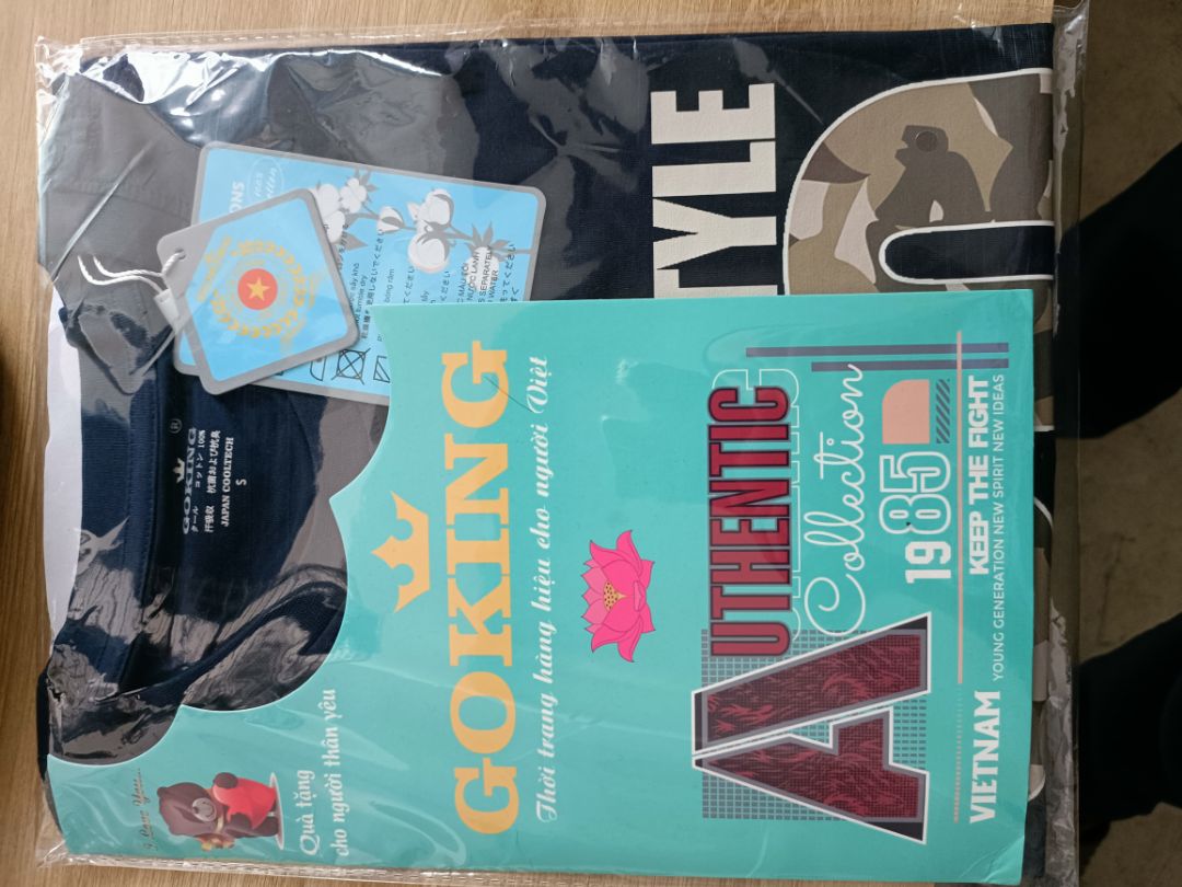 áo đẹp, vừa vặn với mình luôn, mới đặt buổi chiều mà sáng hôm nay đã nhận được đồ rồi, tiki giao hàng nhanh chóng, sẽ còn ủng hộ tiki lâu dài 👍👍👍