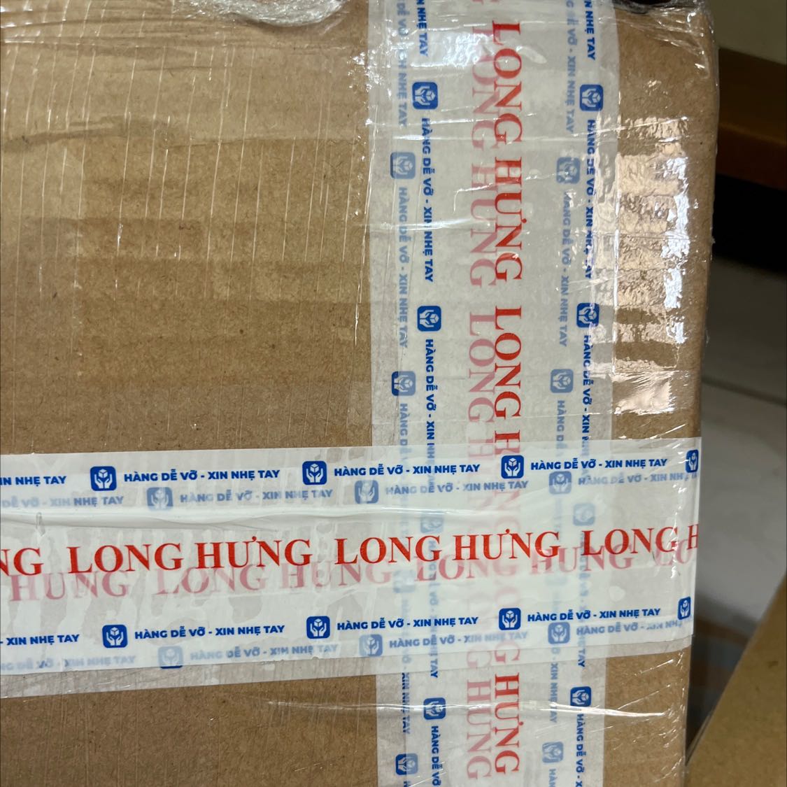 Nhẹ gọn.
Hàng này dùng bền bỉ với thời gian, nên cần mú tôi vẫn mua loại này.
Cảm ơn shop đóng gói sản phẩm kỹ càng.