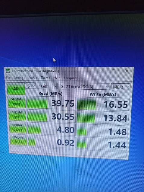 Xài tạm, nếu bạn nào hứng thú về tốc độ như quảng cáo thì có lẻ sẽ thất vọng chút ít. Xài tạm, nếu bạn nào hứng thú về tốc độ như quảng cáo thì có lẻ sẽ thất vọng chút ít.