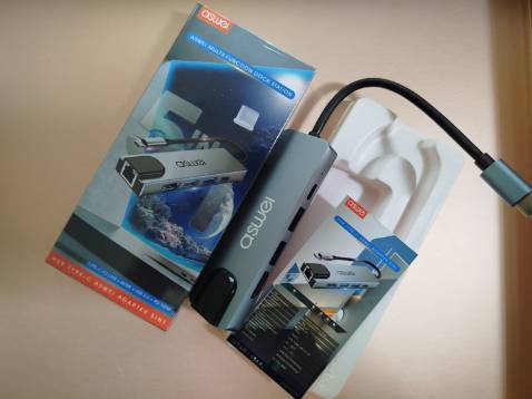 ======================================
❶ Tiện Ích Nổi Bật:
 •  Kết nối ổn định với nhiều cổng kết.
 •  Thiết kế nhỏ gọn, dễ dàng mang theo.
======================================
❷ Độ Bền Tối Ưu:
 •  Hoàn thiện tỉ mỉ, chắc chắn
 •  Tản nhiệt hiệu quả, hub rất mát trong quá trình sử dụng lâu.
======================================
❸ Chất Lượng Cao Và Dịch Vụ Tốt:
 •  Sản phẩm chất lượng tốt với đóng gói cẩn thận.
 •  Giao hàng nhanh chóng.
 •  Tư vấn nhiệt tình và chuyên nghiệp.
 •  Giá tốt, rất đáng đồng tiền.
======================================
❹ Khả Năng Tương Thích:
 •  Sử dụng tốt với nhiều thiết bị như laptop, điện thoại và iPad Pro 11.
======================================
❺ Cổng Kết Nối Đa Năng:
 •  Cổng HDMI 4K truyền hình ảnh đẹp với độ phân giải lên đến 1080.
 •  Cổng LAN tốc độ cao và ổn định.
 •  Cổng USB 3.0 cho tốc độ truyền dữ liệu nhanh.
======================================
❻ Thông Số Kỹ Thuật:
 •  Hub Type-C 5in1.
 •  Giao diện: Lan x1, HDMI x1, USB3.0 x2, Cổng sạc nhanh PD x1 ======================================
❶ Tiện Ích Nổi Bật:
 •  Kết nối ổn định với nhiều cổng kết.
 •  Thiết kế nhỏ gọn, dễ dàng mang theo.
======================================
❷ Độ Bền Tối Ưu:
 •  Hoàn thiện tỉ mỉ, chắc chắn
 •  Tản nhiệt hiệu quả, hub rất mát trong quá trình sử dụng lâu.
======================================
❸ Chất Lượng Cao Và Dịch Vụ Tốt:
 •  Sản phẩm chất lượng tốt với đóng gói cẩn thận.
 •  Giao hàng nhanh chóng.
 •  Tư vấn nhiệt tình và chuyên nghiệp.
 •  Giá tốt, rất đáng đồng tiền.
======================================
❹ Khả Năng Tương Thích:
 •  Sử dụng tốt với nhiều thiết bị như laptop, điện thoại và iPad Pro 11.
======================================
❺ Cổng Kết Nối Đa Năng:
 •  Cổng HDMI 4K truyền hình ảnh đẹp với độ phân giải lên đến 1080.
 •  Cổng LAN tốc độ cao và ổn định.
 •  Cổng USB 3.0 cho tốc độ truyền dữ liệu nhanh.
======================================
❻ Thông Số Kỹ Thuật:
 •  Hub Type-C 5in1.
 •  Giao diện: Lan x1, HDMI x1, USB3.0 x2, Cổng sạc nhanh PD x1