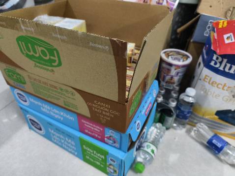 Giao nhanh, đóng gói rất cẩn thận, 3 lớp Pe xốp, hsd còn lâu