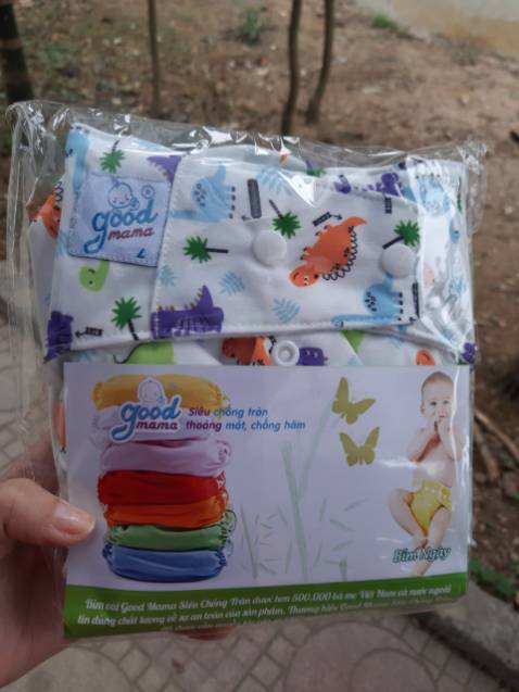 bỉm dùng thích lắm thấm hút tốt mà lại an toàn nữa chứ , hình khủng long siêu kute bé nhà mình rất thích ủng hộ shop lâu dài nhé tặng shop 5 sao