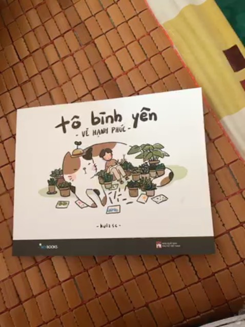 Sản phẩm hơi bị dơ nhẹ ở phần bìa nhưng ko sao mình rất thích nhaaaa