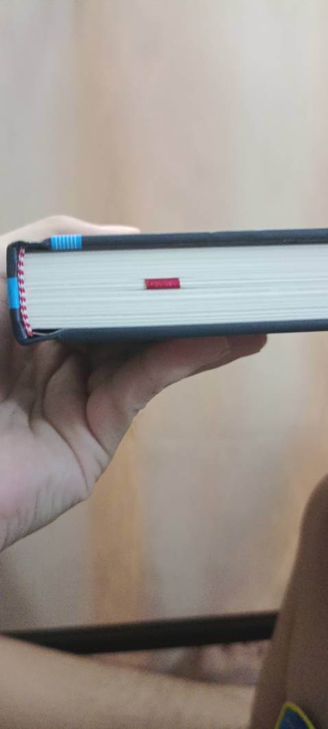 Sách rất mới và đẹp, mình chỉ vừa bắt đầu việc đọc sách thôi nên mình bắt đầu với cuốn này