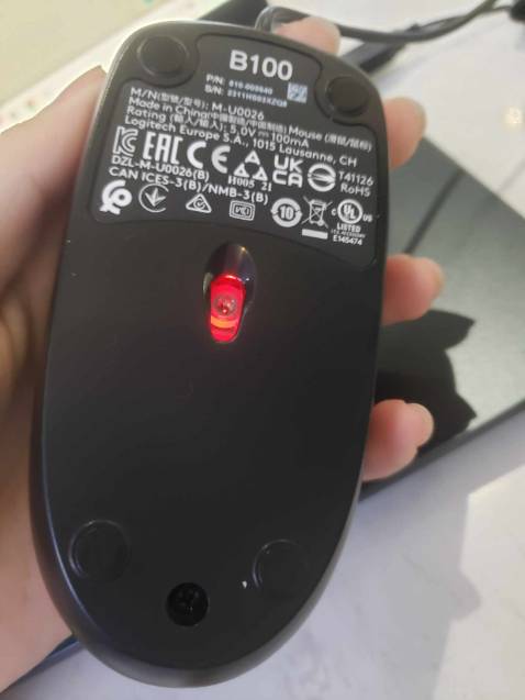 Sản phẩm không đúng số serial number trên bao bì Sản phẩm không đúng số serial number trên bao bì