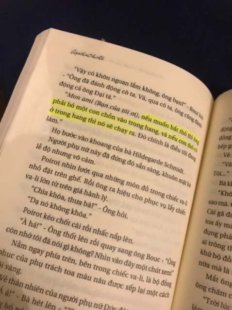 Giao hàng nhanh, nên gói hàng cùng bọc chống sốc để tránh hư sách. Sách của Agatha thì không phải nói, rất hay. Cuốn này đối với cá nhân mình khá là bất ngờ và tò mò. Nên mua
