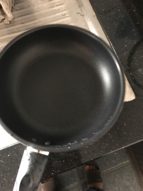 Dày chắc nhỏ vừa phải. Nên mua 👍👍👍👍