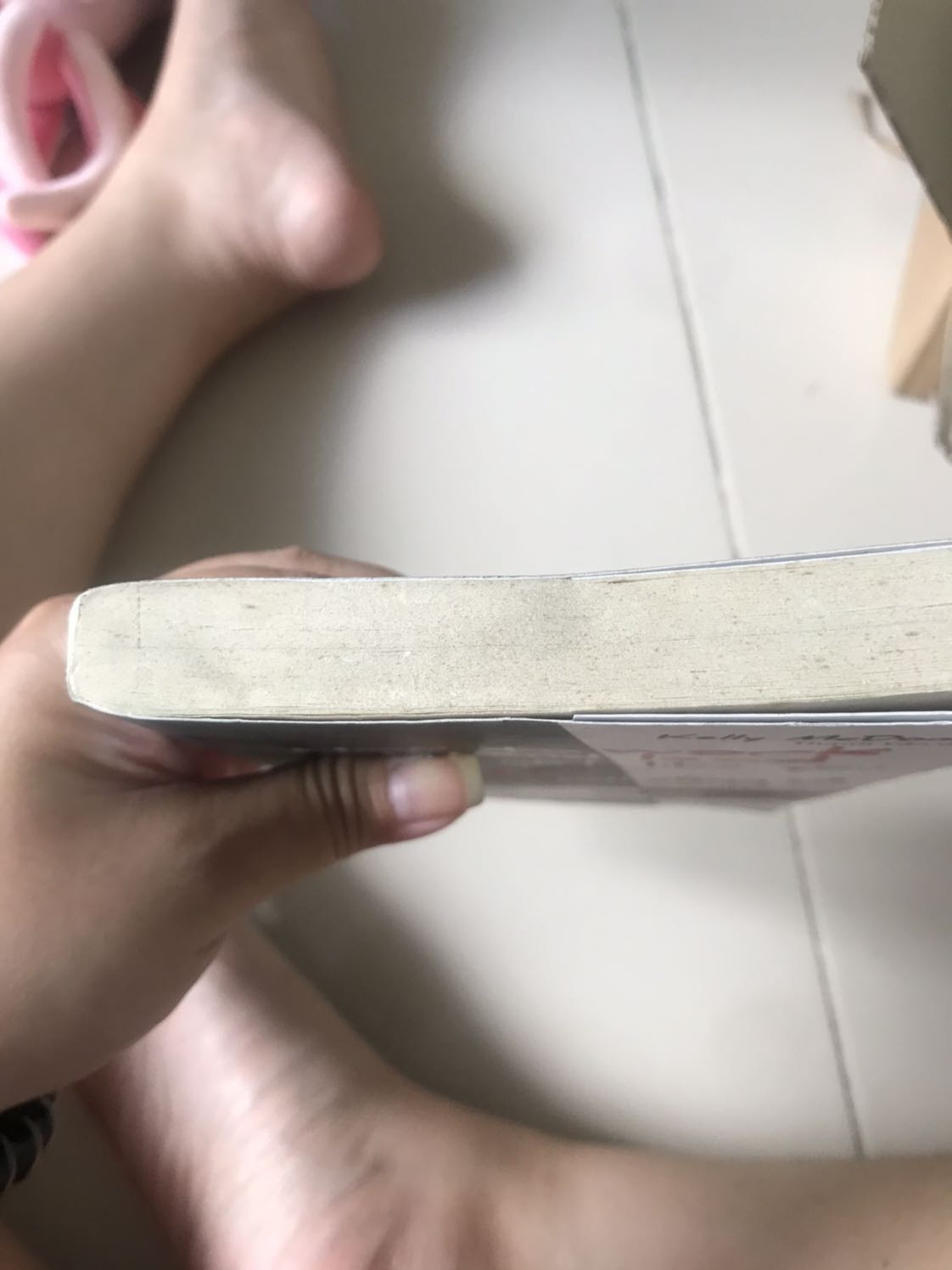 Cuốn sách k chỉ dơ mà còn bị cũ như sách đã qua sử dụng , đề nghị tiki đổi hàng lại giúp ...nếu ko hoàn tiền lại dùm!