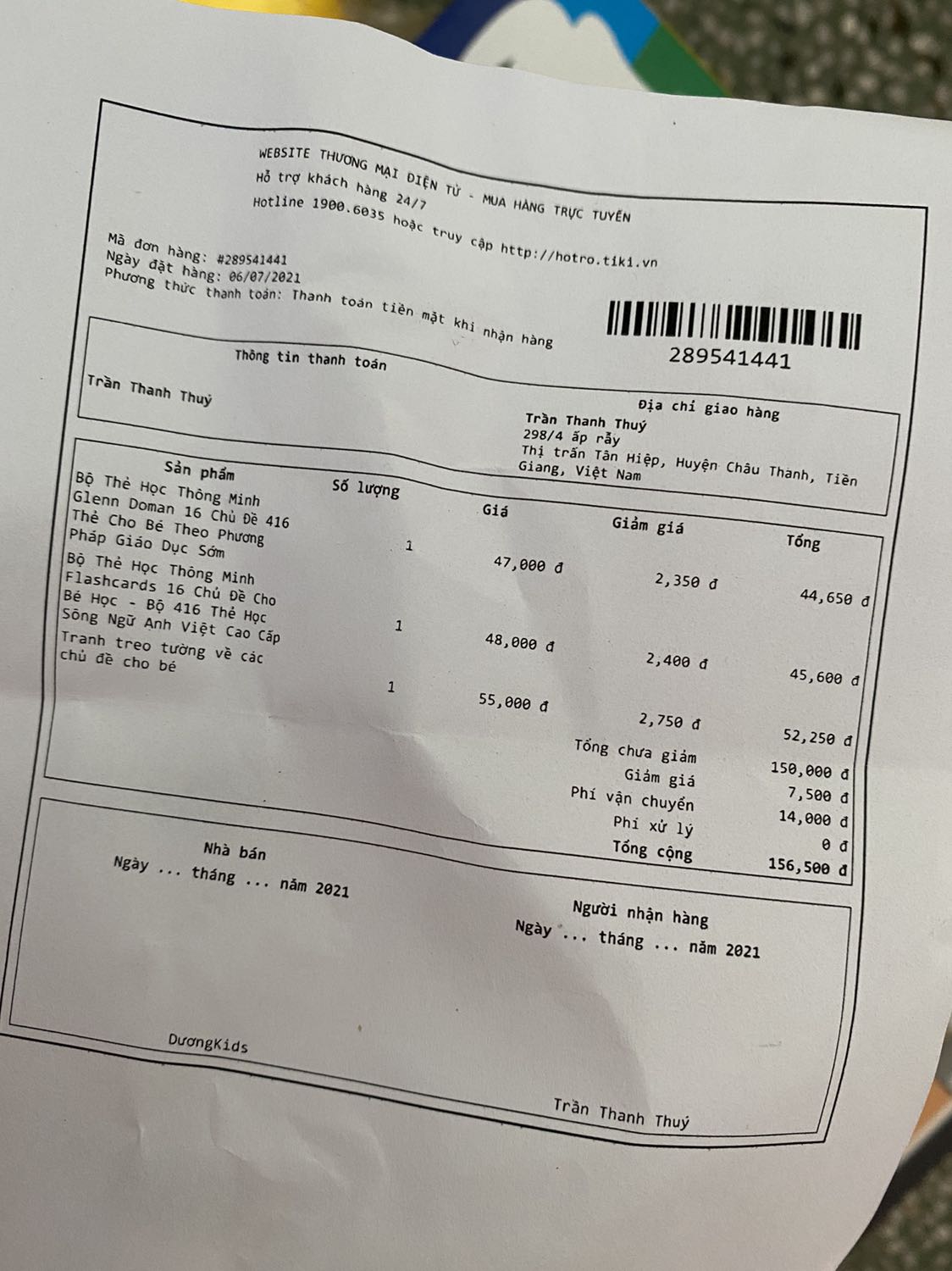 Shop gạt người giao hàng tầm bậy tầm bạ không đúng hàng đã mua