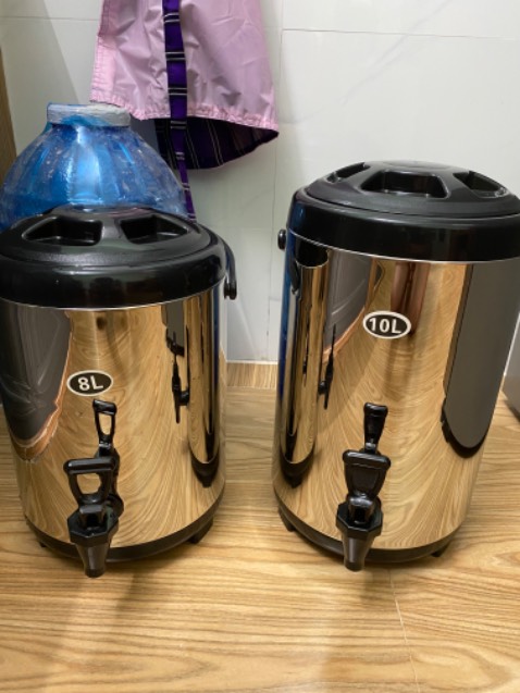 Bình đẹp, nhưng bị móp do vận chuyển. Sóp bọc kĩ lại chút tránh móp bình sẽ tốt hơn, dù sao mình cũng rất iu thương 2 cái bình 😝😝😝