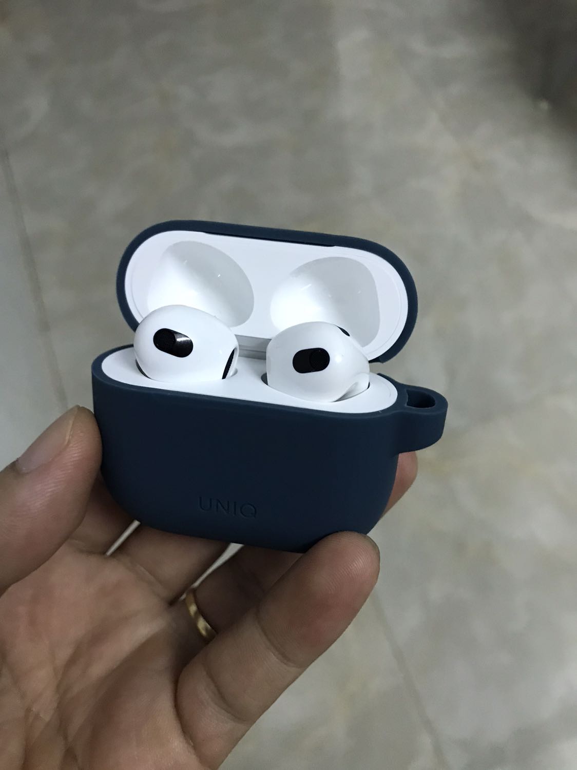 Vừa vặn, chất liệu mềm mại Vừa vặn, chất liệu mềm mại