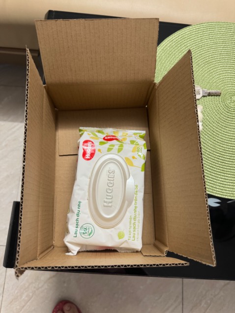 Tôi thanh toán mua combo 12 gói - chỉ giao 1 gói khăn giấy ướt. Đề nghị đổi lại đúng hàng tôi đã đặt.