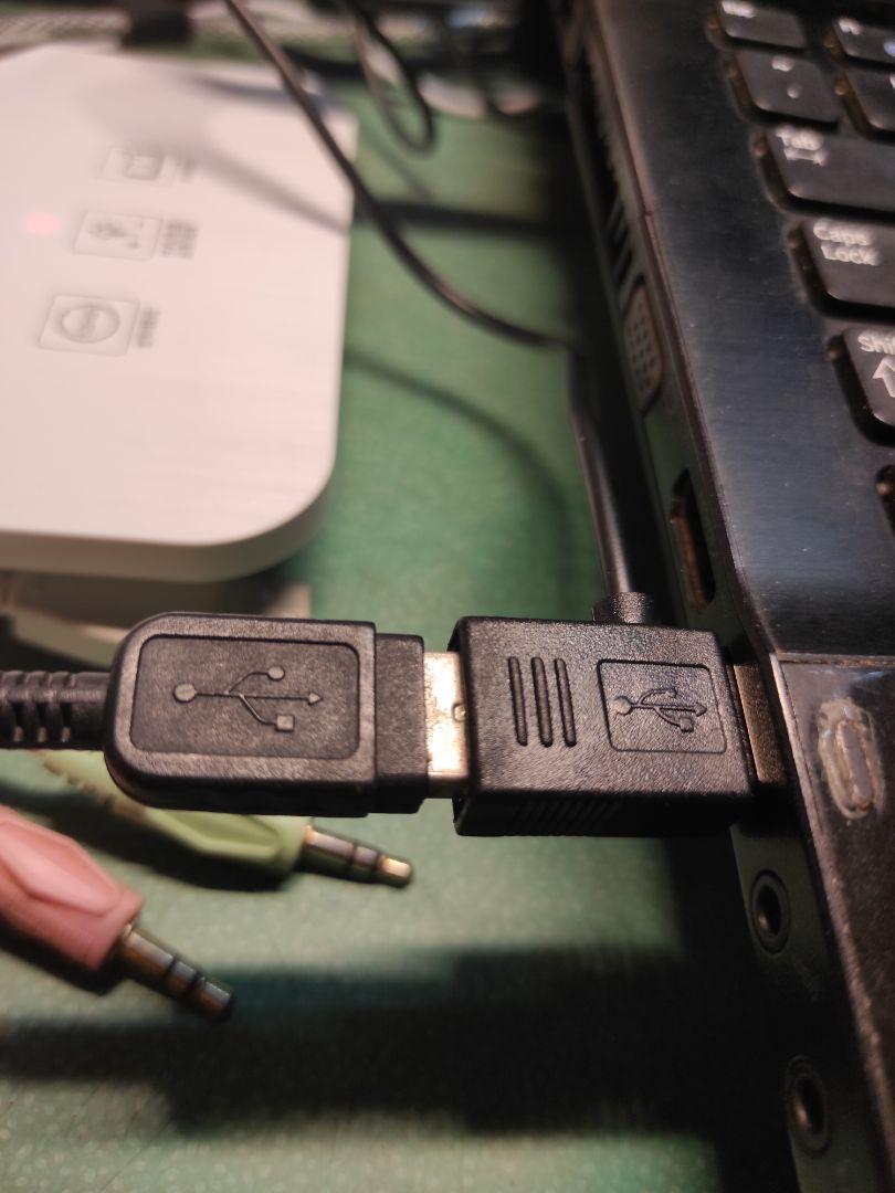 sản phẩm oke, giao hàng nhanh, quạt quay có gió cũng khá mát, đầu thay thế lỗ usb tản nhiệt khá thích.