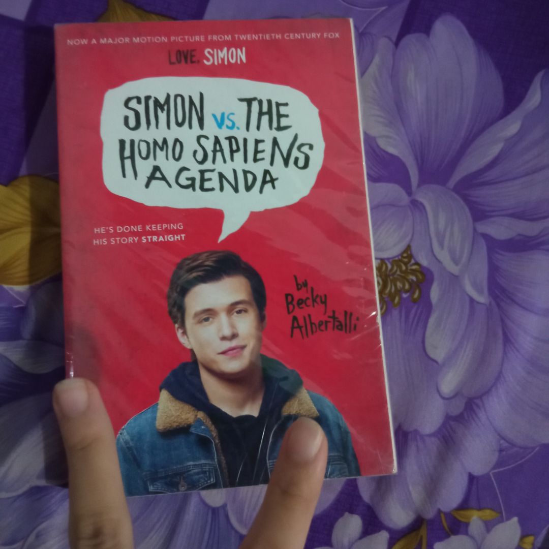 shipper nhiệt tình nhưng sách giống như sách cũ và méo móp nhìu chỗ