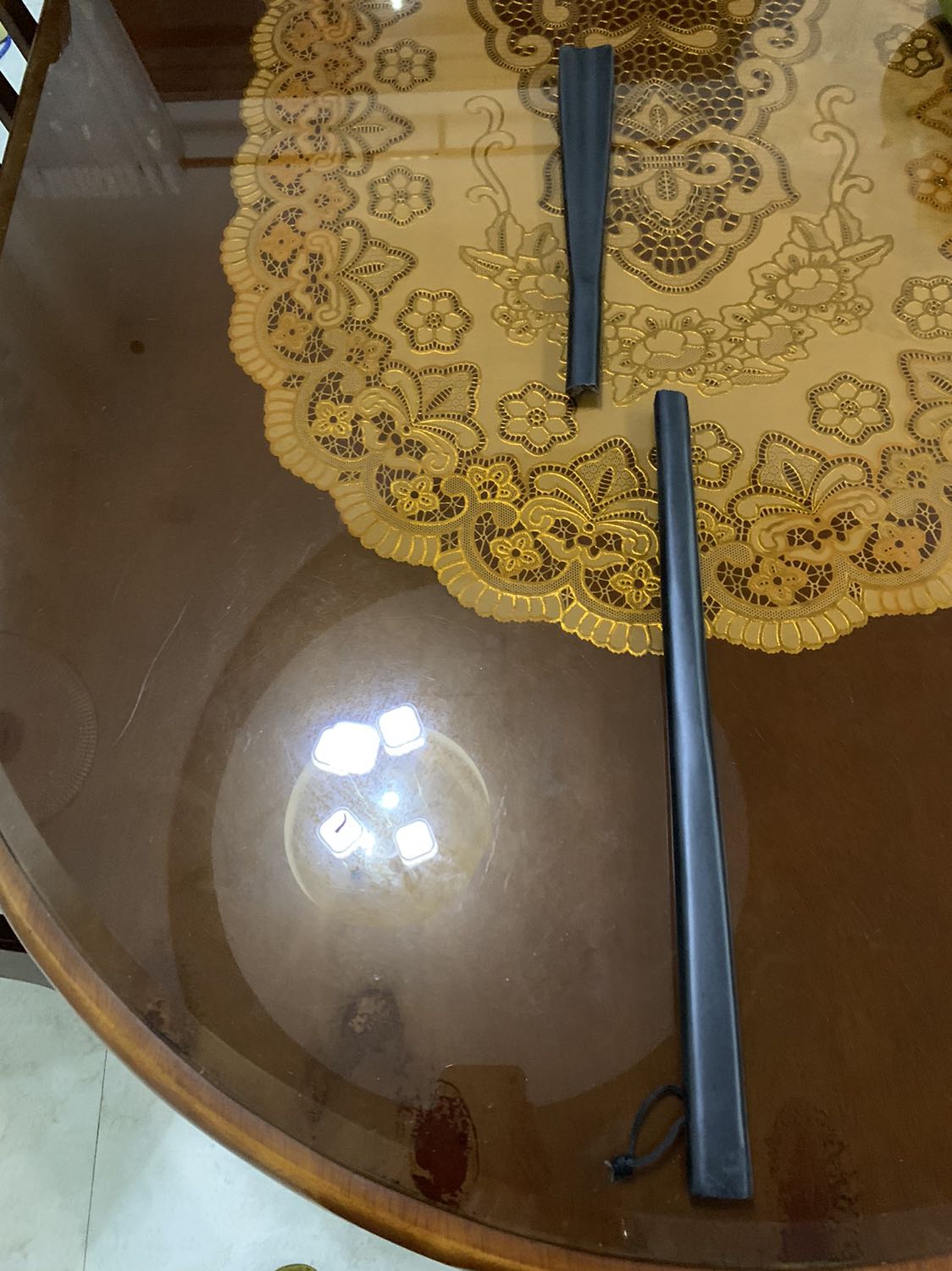 Hàng đến nhà bị gãu đôi. Mình có liên lạc shipper thì được hướng dẫn lên đổi tại đây. Nhờ tiki hổ trợ. ***. Cảm ơn Shop nhiều