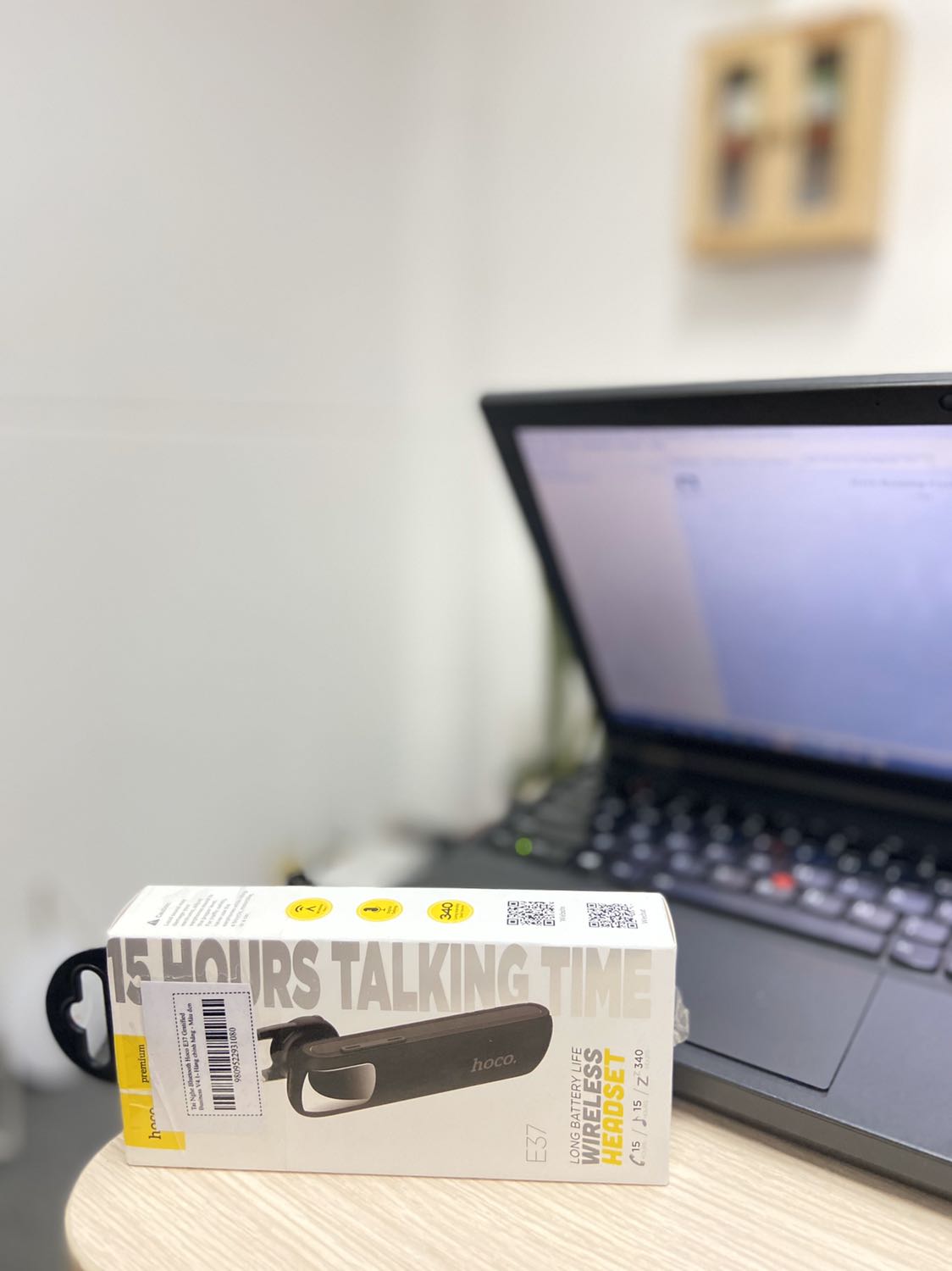 Mình xài gần 1 tuần thấy ổn, âm thanh tốt, pin lâu, *** khoảng cách đc 15m ko chướng ngại vật, chưa thử khoảng cách xa hơn nên chưa bít có đc ko. Có điều tem bị khui sẵn :(