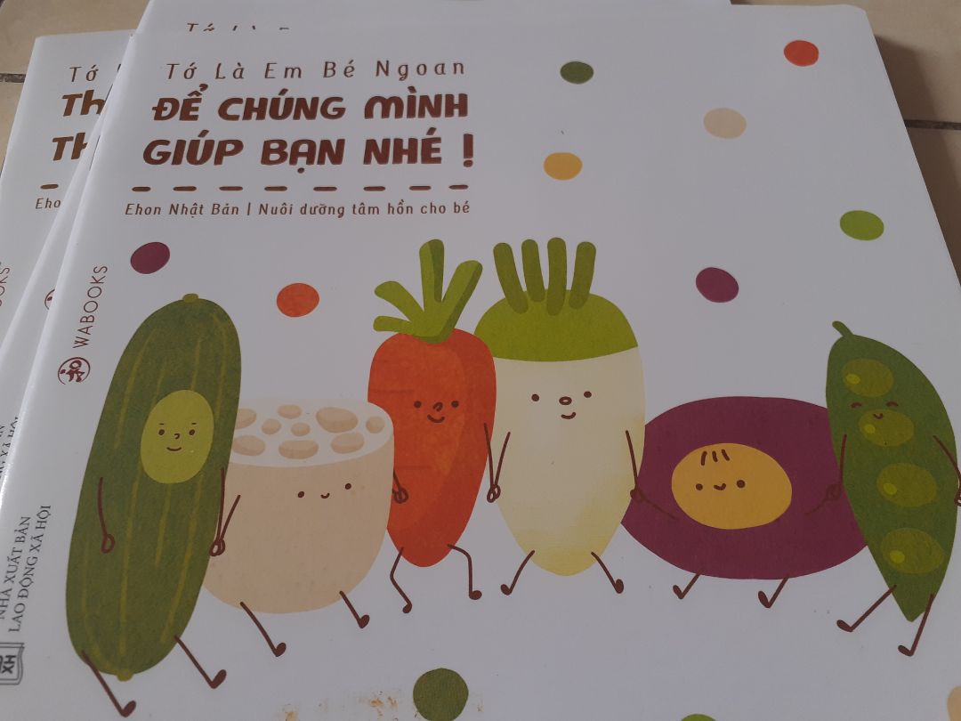 tiki đóng hộp quá đẹp và chắc chắn, mình luôn đánh giá tiki rất cao hơn shoppe... về khoản đóng gói.
sách đẹp, màu đẹp, nhẹ nhà ko bị gắt.
nội dung sách dễ thương, con rất thích.