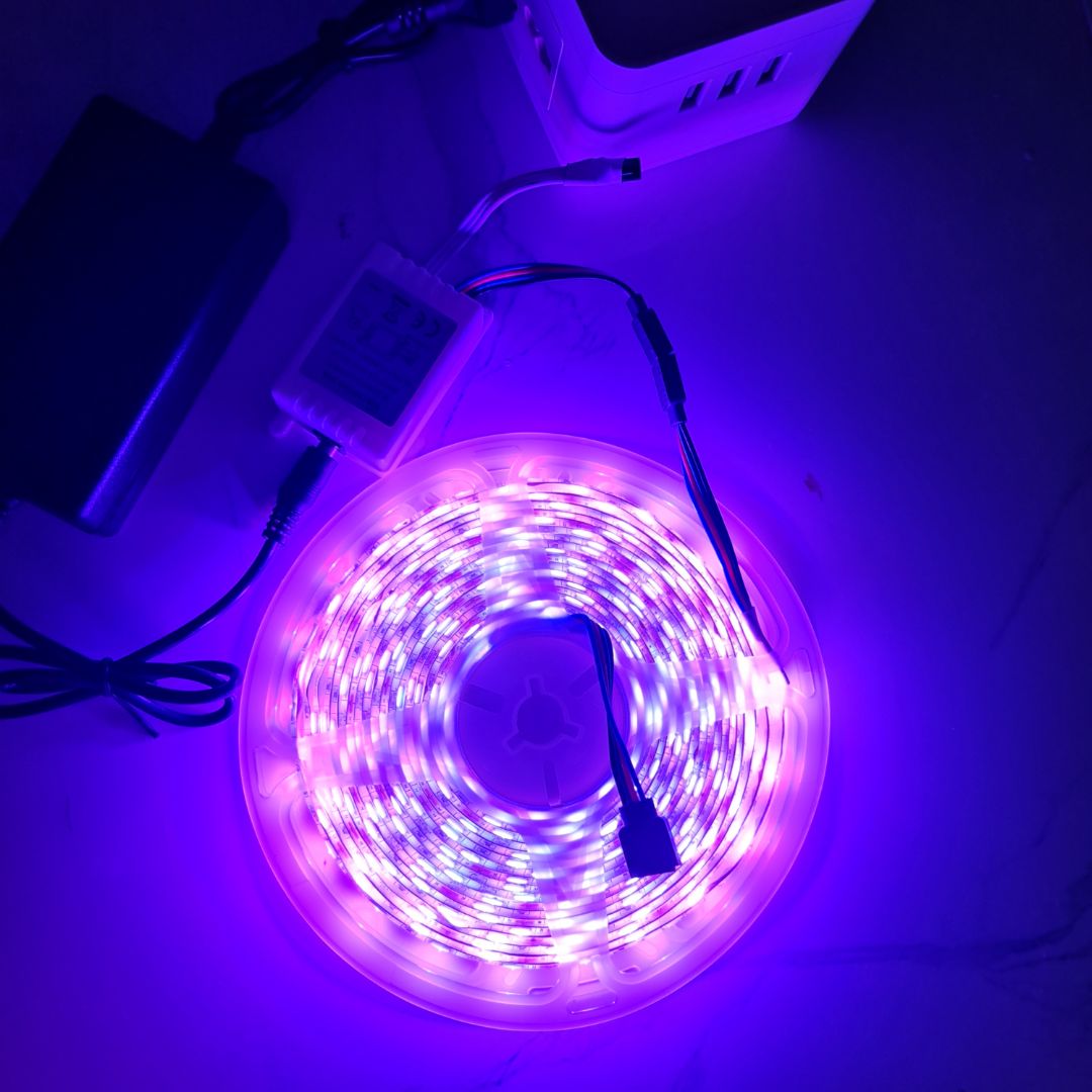 Đèn quá đẹp, bền.