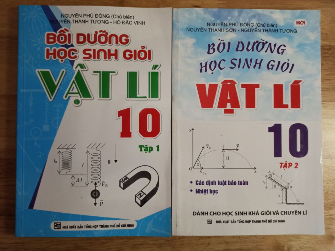 Sách hay, giá tốt nên mình mua cả bộ. Bạn nào muốn thi học sinh giỏi VL cấp 3 hay học chuyên Lí thì nên mua. Đóng gói sản phẩm và giao hàng đều tốt.