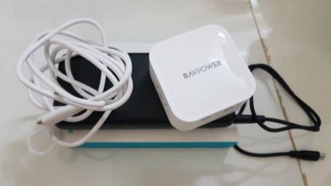 Sản phẩm sử dụng tốt, sạc nhanh, thiết kế gọn nhẹ, công suất tối đa đúng với cam kết là PD 60w. Mình dùng để dự phòng cho sạc macbook pro 16 inch, mặc dù công suất tối đa thấp hơn yêu cầu của Laptop là 65W nhưng vẫn sạc được, dùng để backup trong các trường hợp cần thiết.