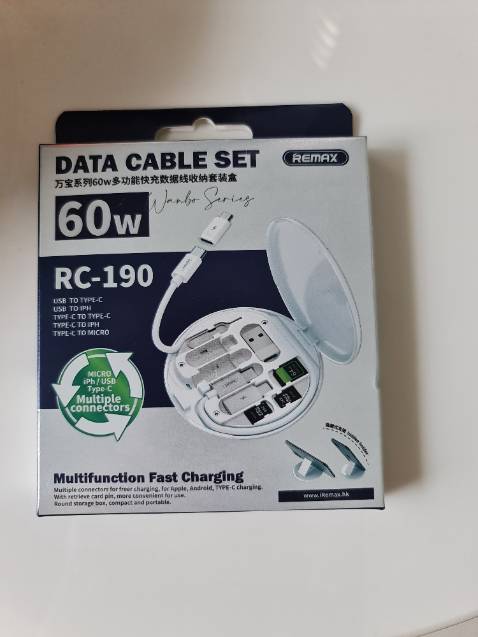 Sản phẩm đóng gói đẹp, nguyên seal. Giao hàng siêu nhanh, tối đặt hàng, trưa hôm sau đã nhận được hàng. Sản phẩm đóng gói đẹp, nguyên seal. Giao hàng siêu nhanh, tối đặt hàng, trưa hôm sau đã nhận được hàng.