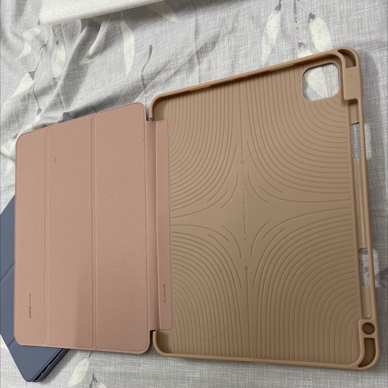 Hàng rẻ tiền , không xứng với giá đã trả, đừng mua