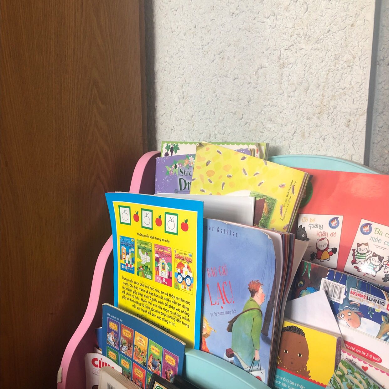 Nội dung hình ảnh phù hợp cho bé từ 4-5t, bé rất thích