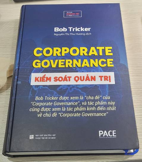 Sách hơi móp góc nhẹ.

Sách của Pace thì nội dung khá tốt.