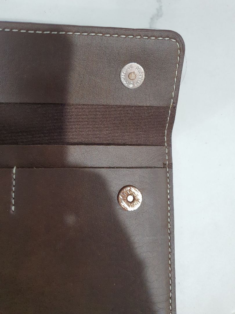 hàng kém chất lượng. rỉ sét.