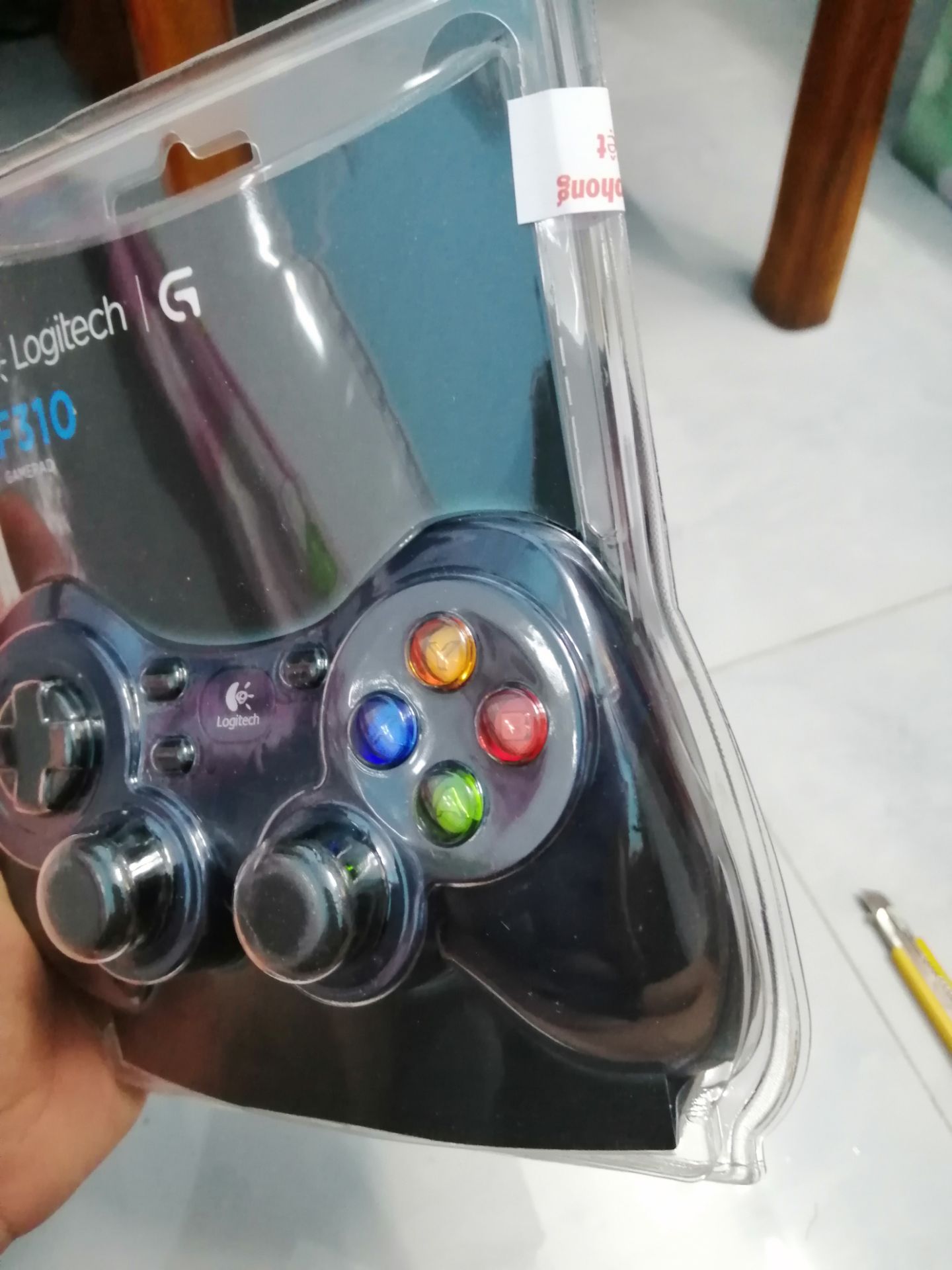 Sản phẩm cực kỳ ok lun. đáng giá tiền cắm do nhận liền lun . những cái của tui bị lỗi .màu sơn nhưng chấp nhận được . nói Chung hài lòng . quên nữa GHN giao hàng chậm quá trời .tui mua nhiều r mà . chưa có đơn nào chạm như cái đơn này huhu