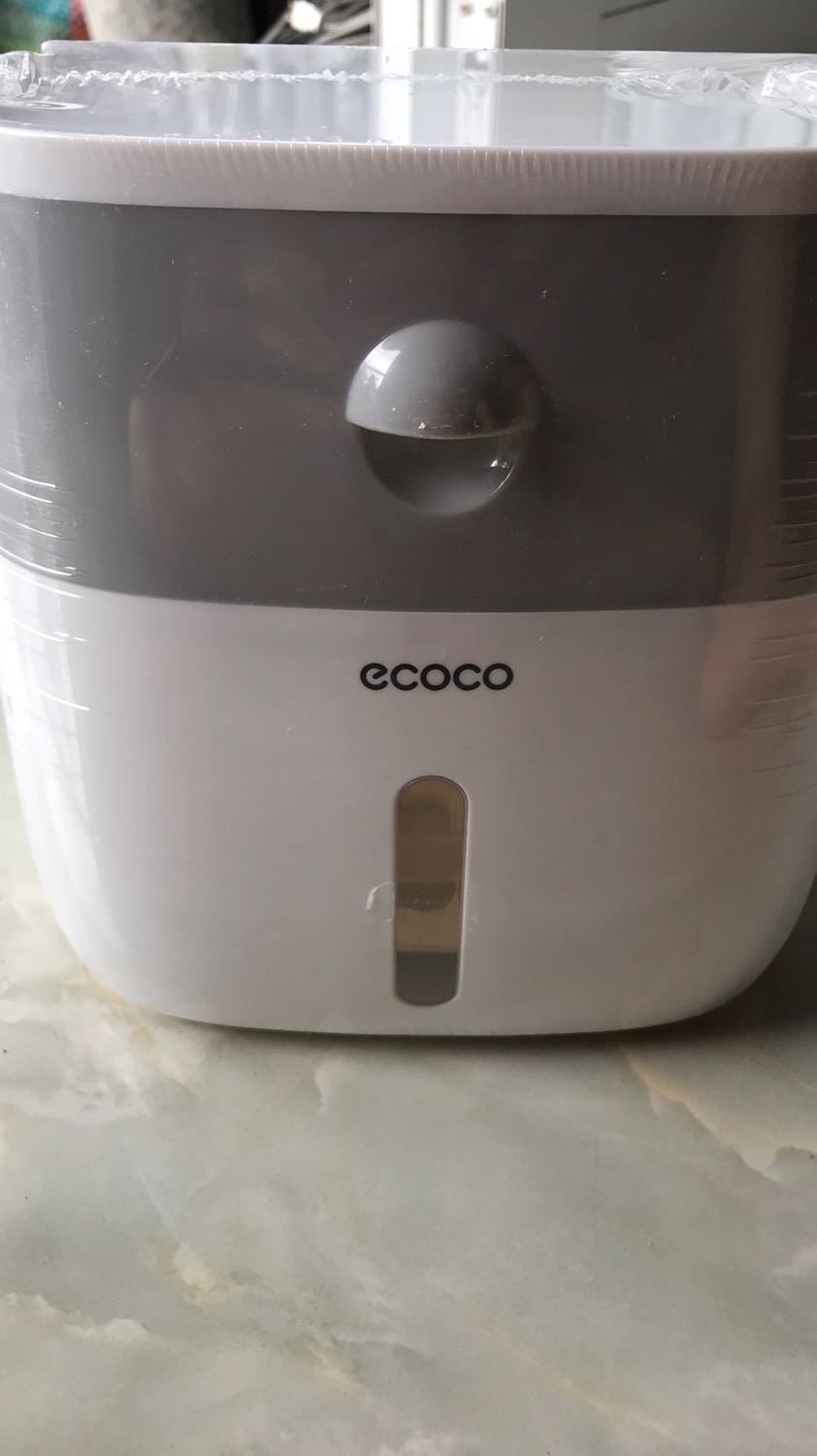 Tôi đặt 4 sản phẩm màu xanh, giá mắc hơn màu xám-trắng này nhưng giao cả 4 sp màu này. 
Làm ăn ko uy tín vầy thì có tồn tại lâu dài ở thời đại phát triển này ko ????!
Đề nghị tới nhận hàng và đổi lại cho tôi.