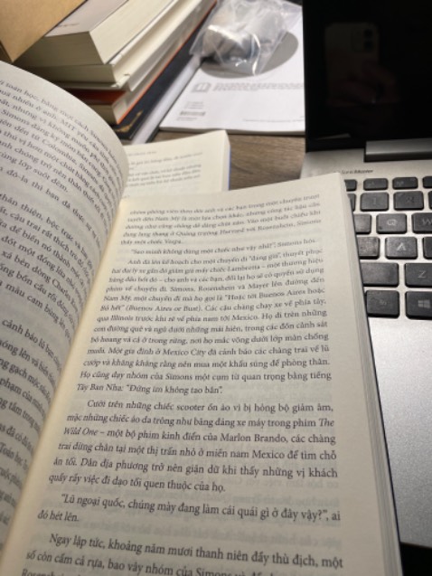 Bìa sách dày dặn, chữ in rõ nét, mới mua nhưng chưa kịp thẩm nội dung Bìa sách dày dặn, chữ in rõ nét, mới mua nhưng chưa kịp thẩm nội dung