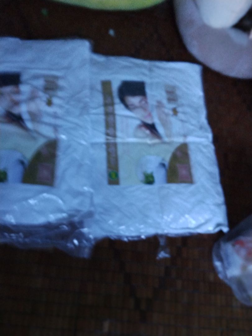 Quá xuất sắc luôn, hàng bao đẹp giá tốt chứ vô  siêu thị là máy chém để sẵn mà chém nên không mua ở siêu thị là vậy hàng rất đẹp và tốt cho tất cả 5 sao sẽ tiếp tục mua hàng tại shop này nữa nvgh lịch sự cho tất cả 5 sao