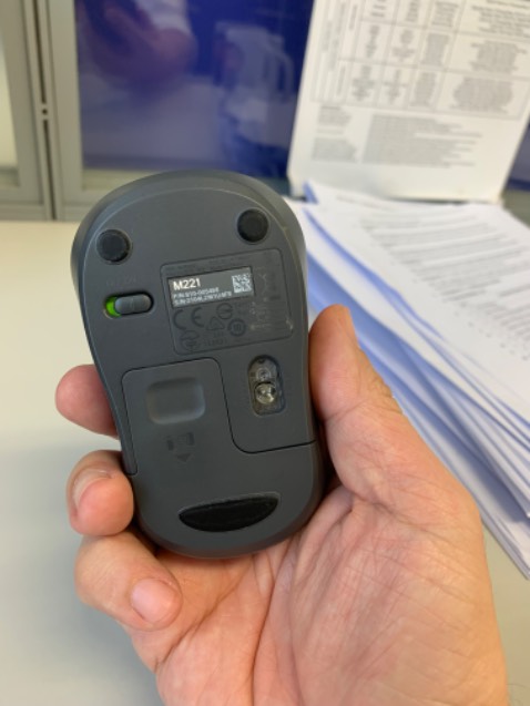 Mua hàng trên Tiki luôn đảm bảo chất lượng tốt.

Bao gói phù hợp, an toàn. Sản phẩm rất tốt, cảm biến laser nên rất nhạy, chính xác và ít hao pin.