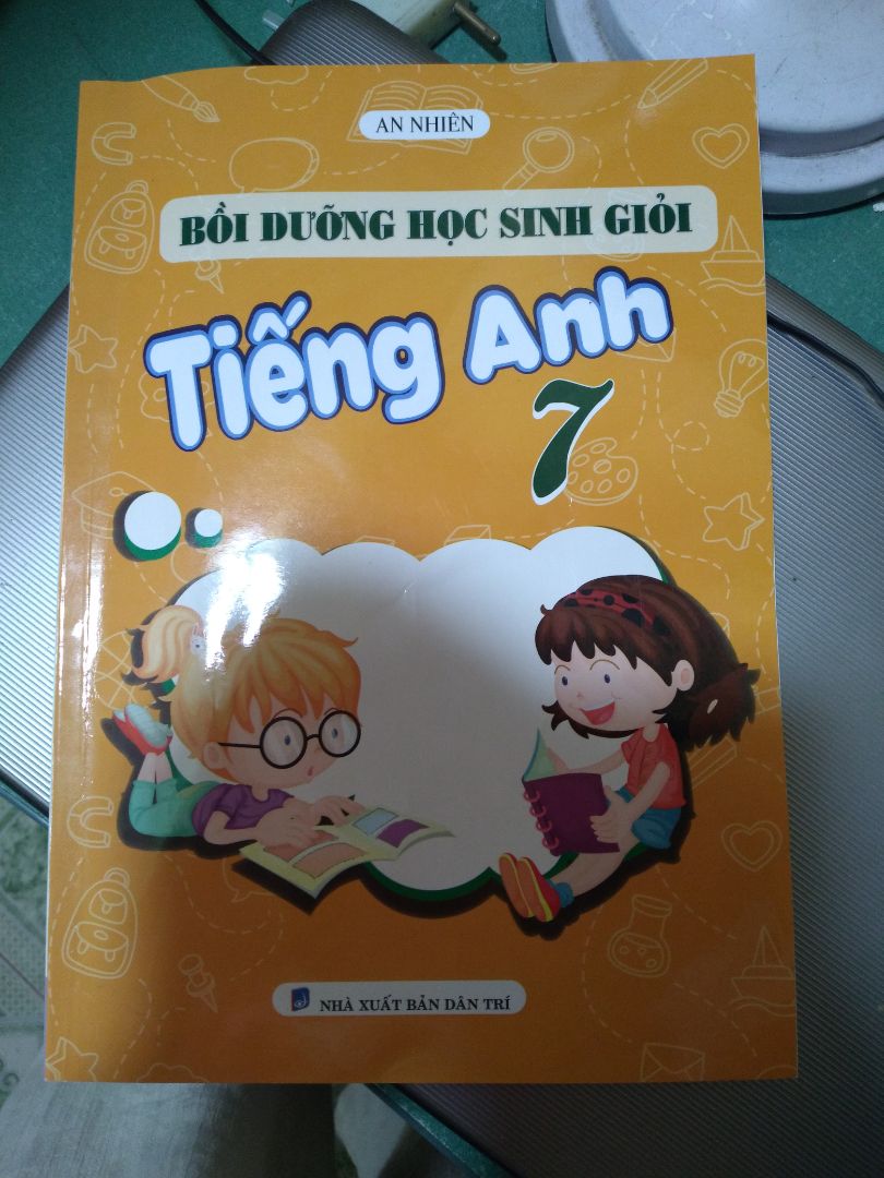 sách học quá tốt , bìa cứng , giao nhanh , shop tương tác với khách hàng  ttoots , minh đánh giá cao về shop này , nếu có 10 sao thì cho luôn   mình lần sau sẽ ủng hộ tiếp