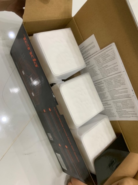 Cài đặt dễ, nhà mình 1 trệt 2 lầu, cục wifi chính nằm lầu 1, mỗi tầng đặt 1 cục nova quá ổn áp