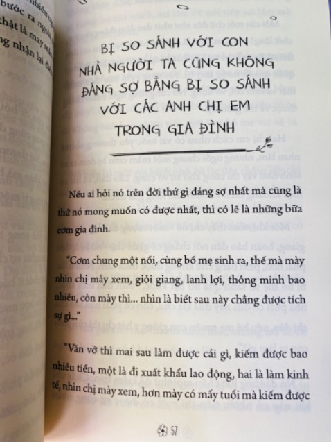 Truyện ngắn, tản văn 2-3 trang, dễ đọc