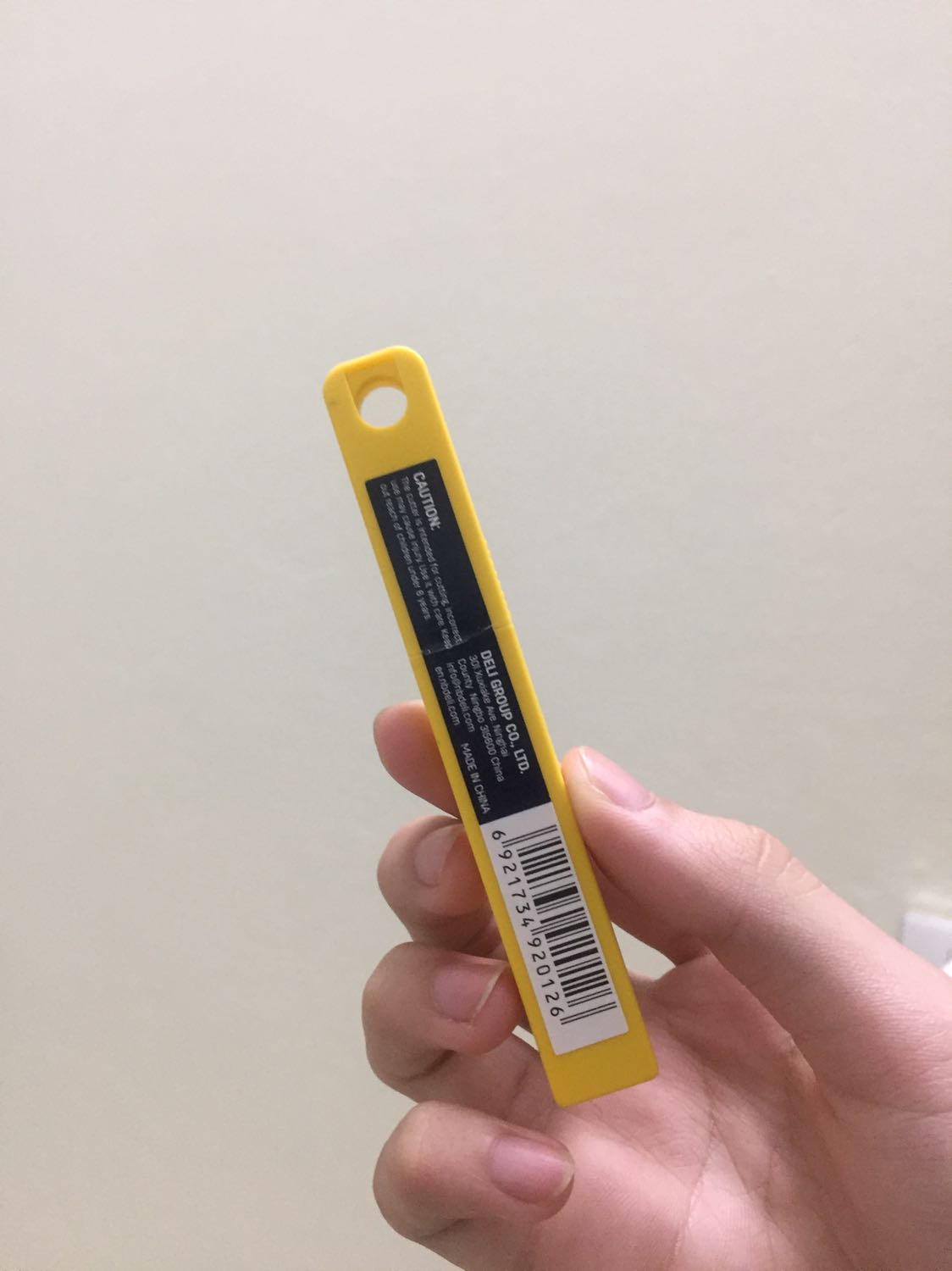 Sản phẩm giống hình 
Còn tem_mới
Giá rẻ
Giao nhanh 
Mua ở deli nên yên tâm lắm ạ!!!!!